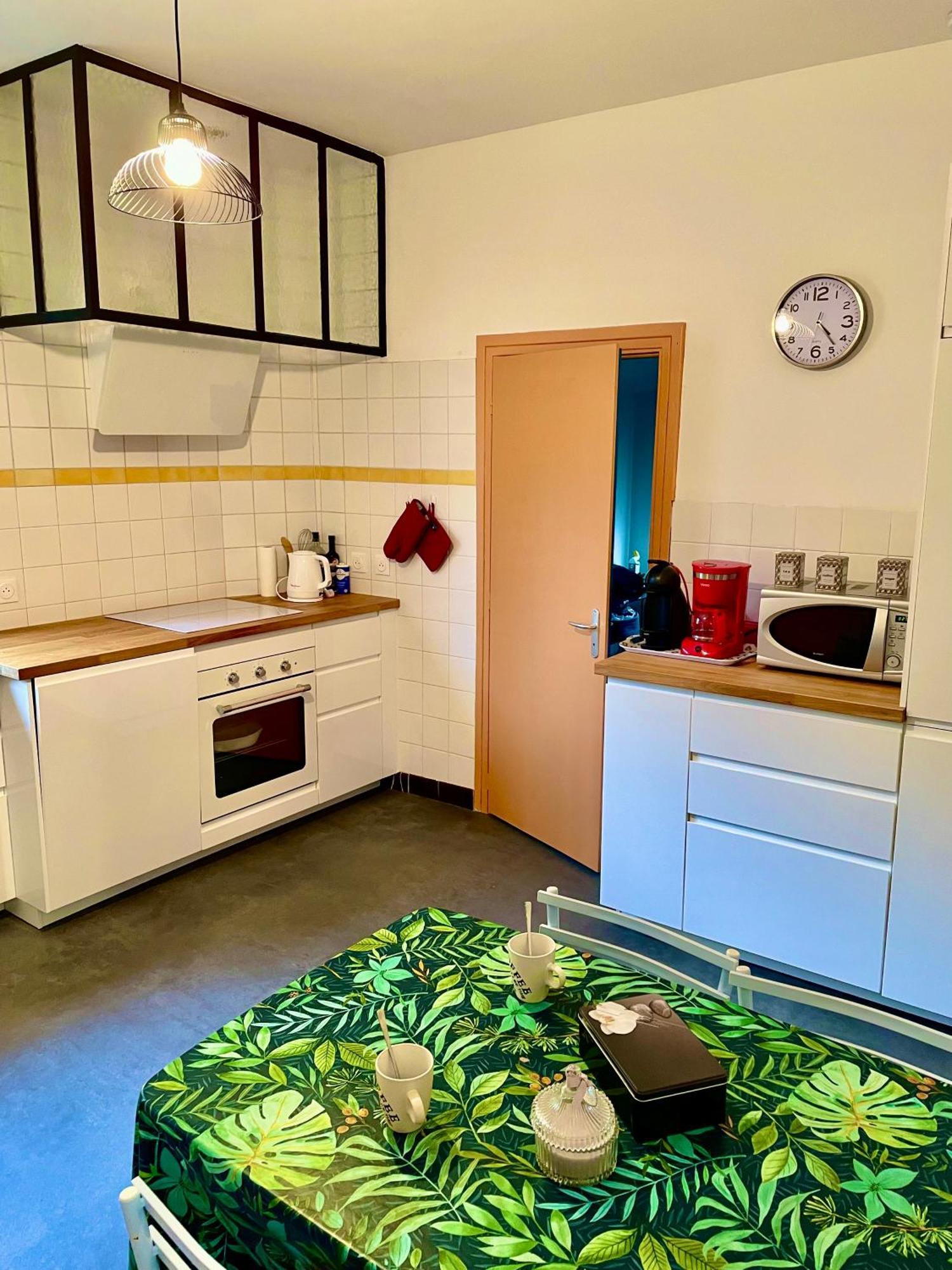 Appartement A Tarascon Sur Ariege Le Sabart ภายนอก รูปภาพ